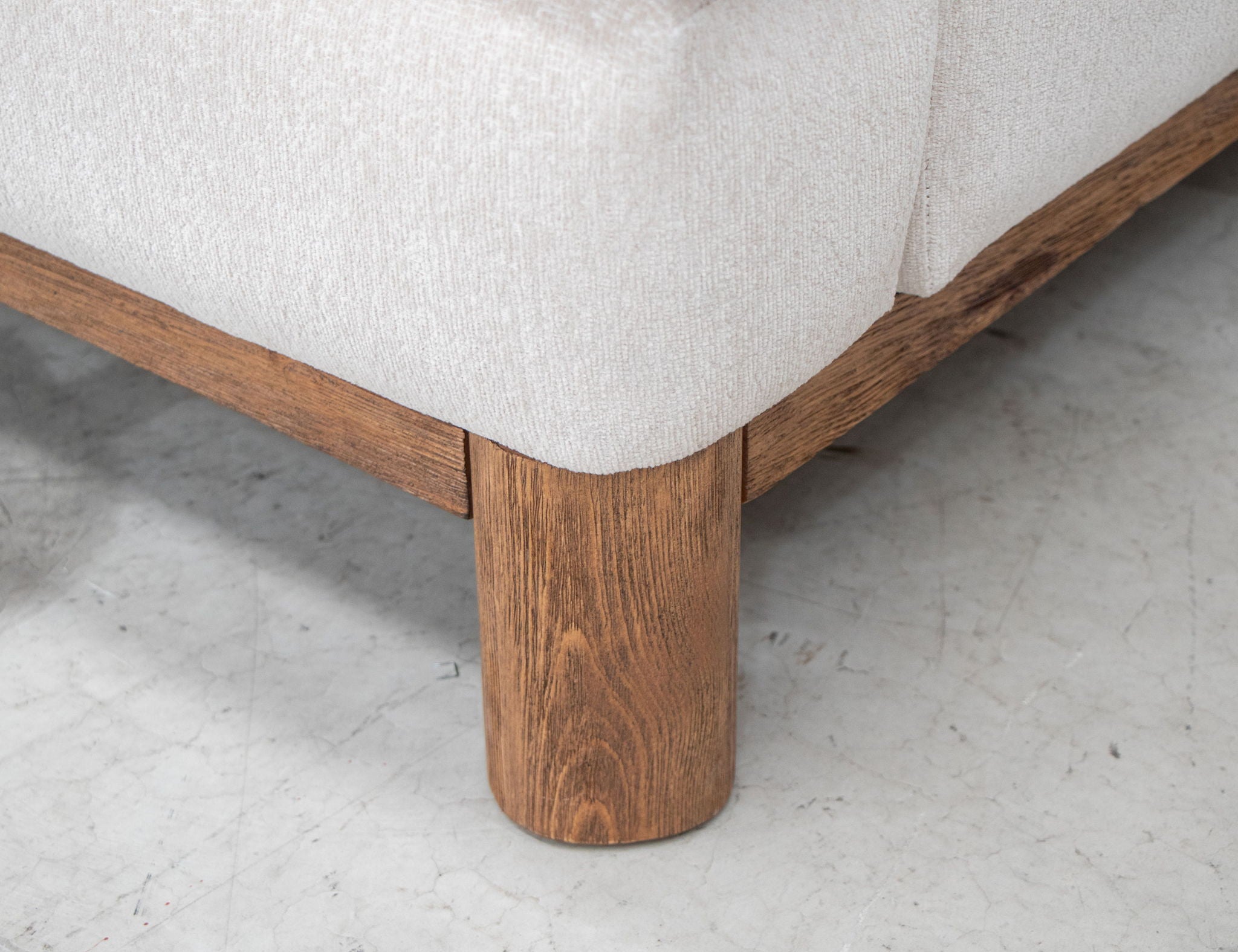 Olimpia - Loveseat - Towny Brown