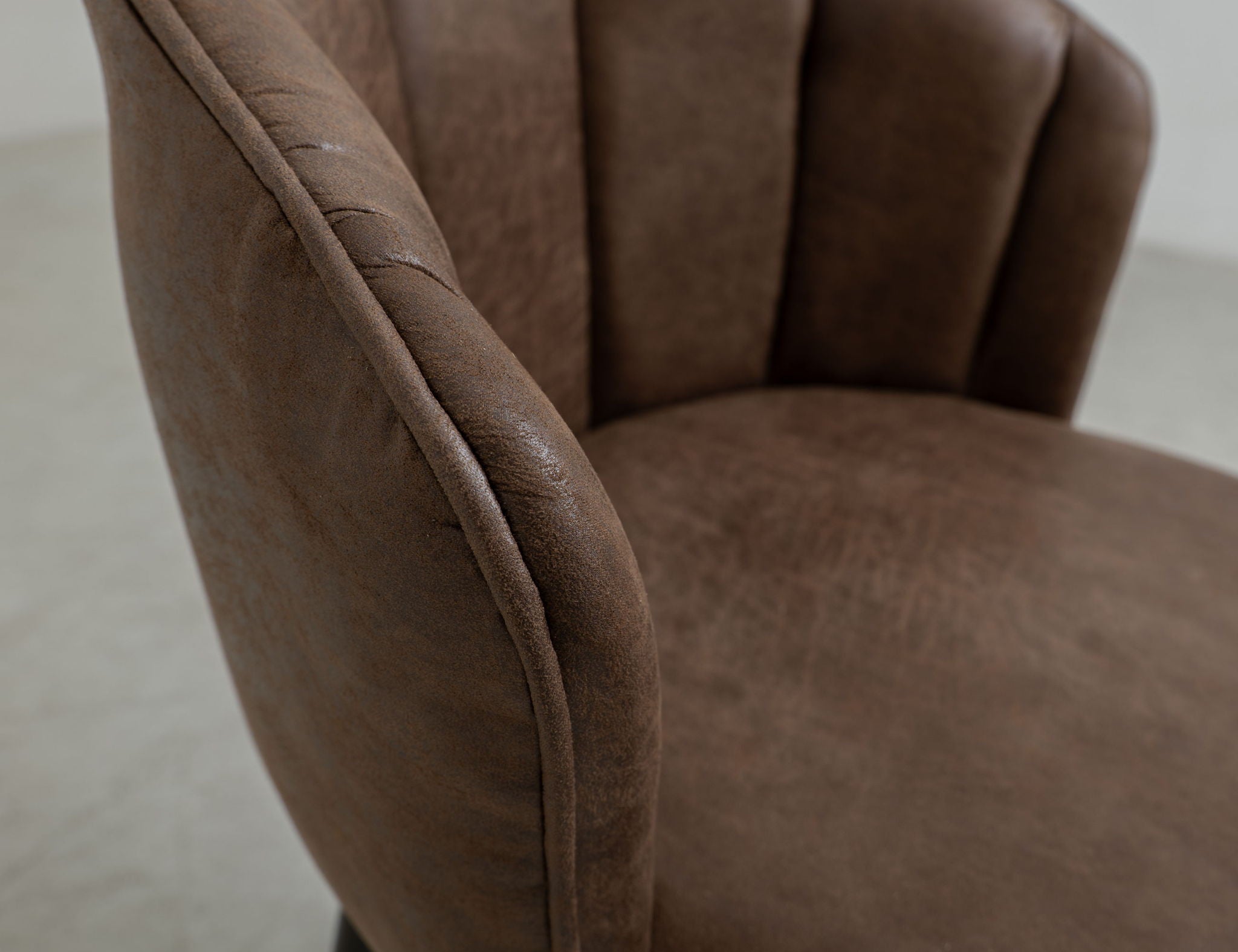 Tamesis - Upholstered Barstool