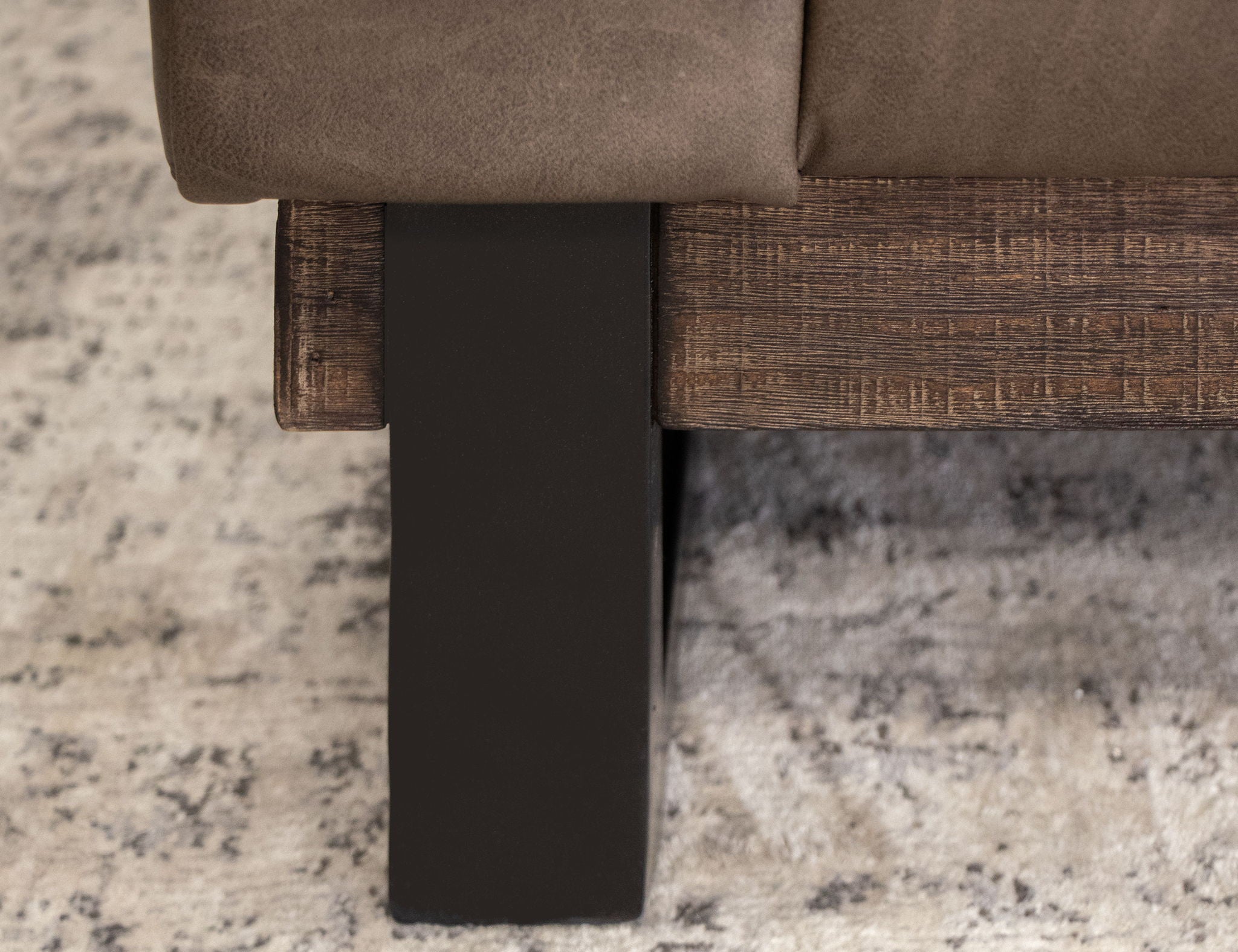 Blackburn - Sofa