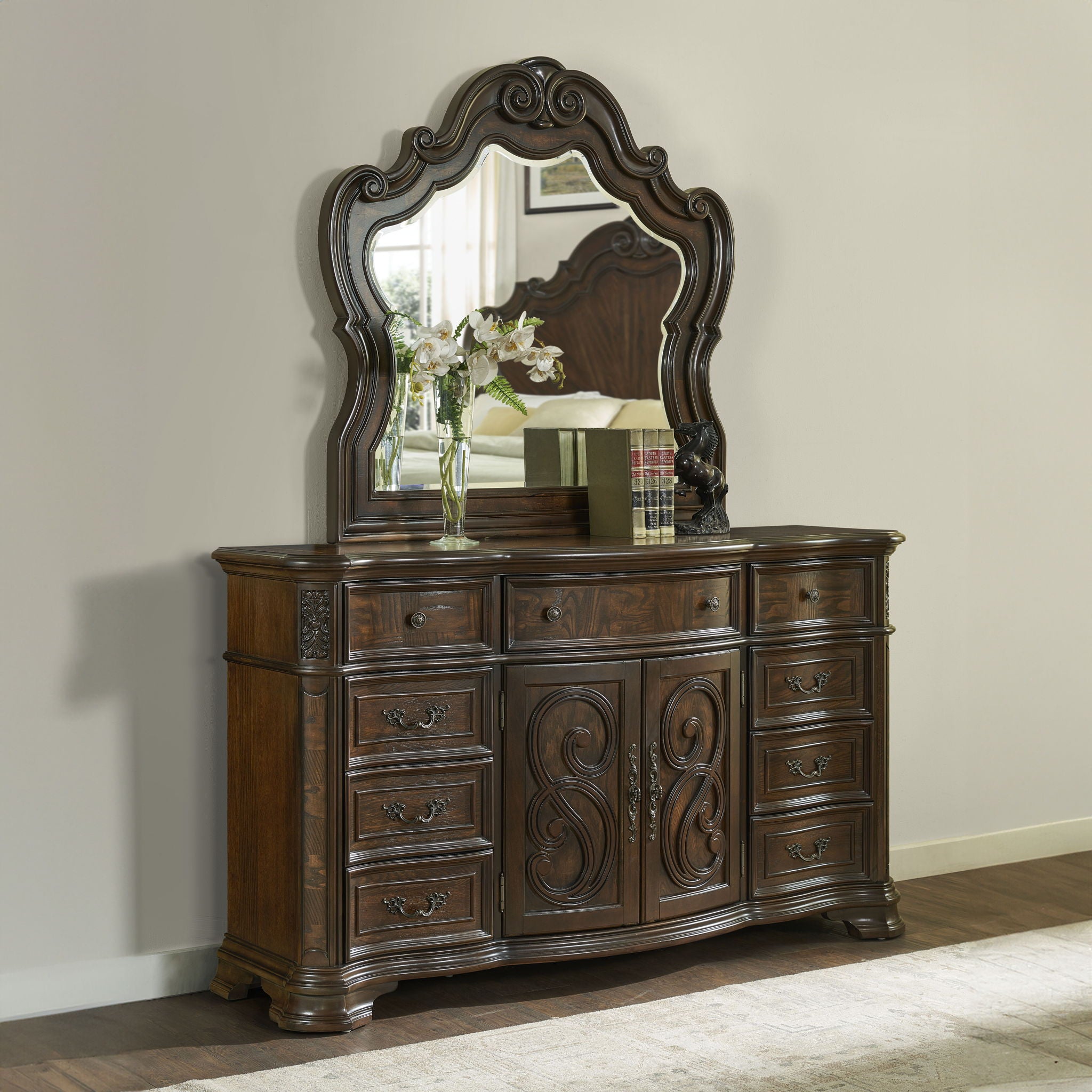 Royale - Dresser