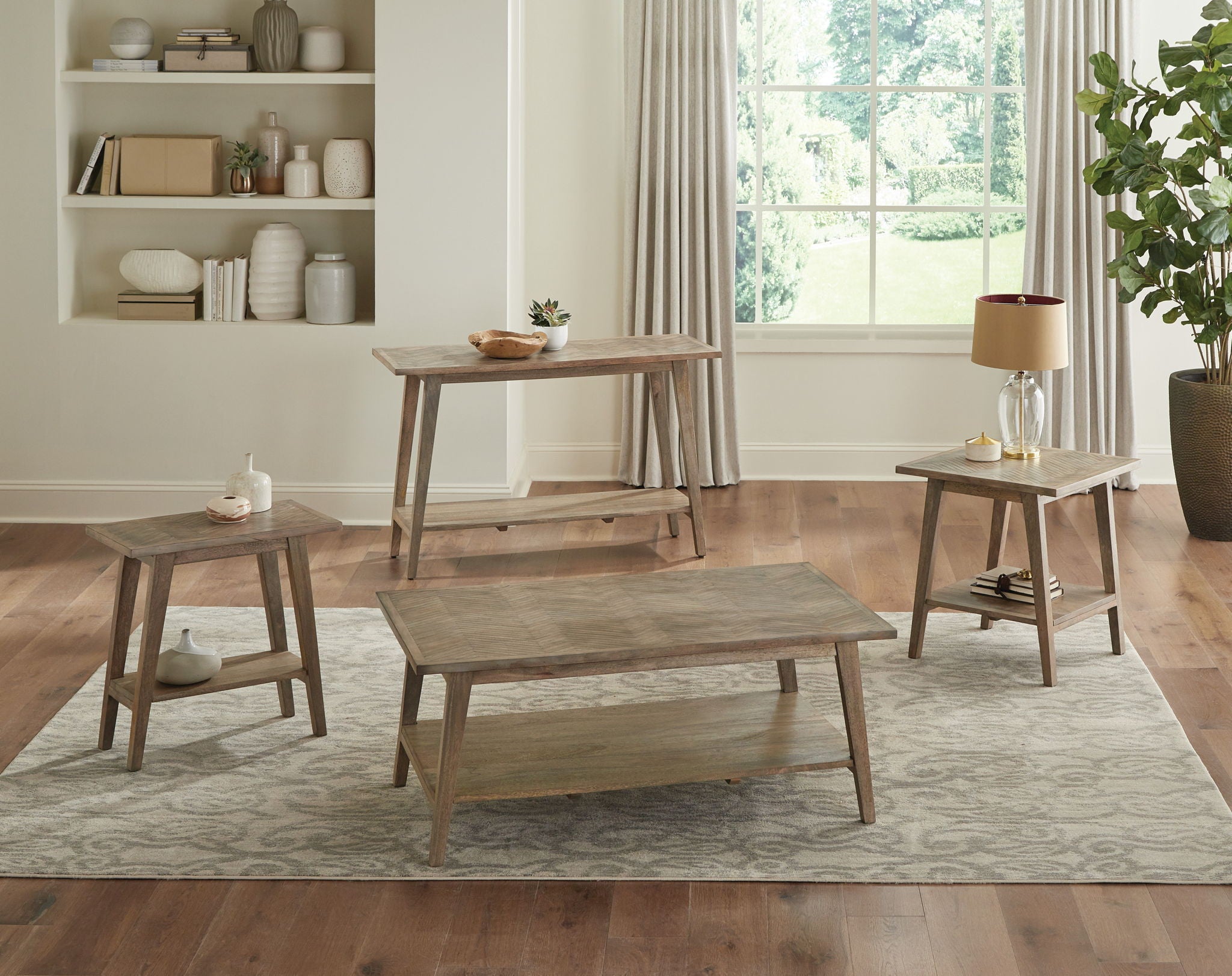 Milani - Table