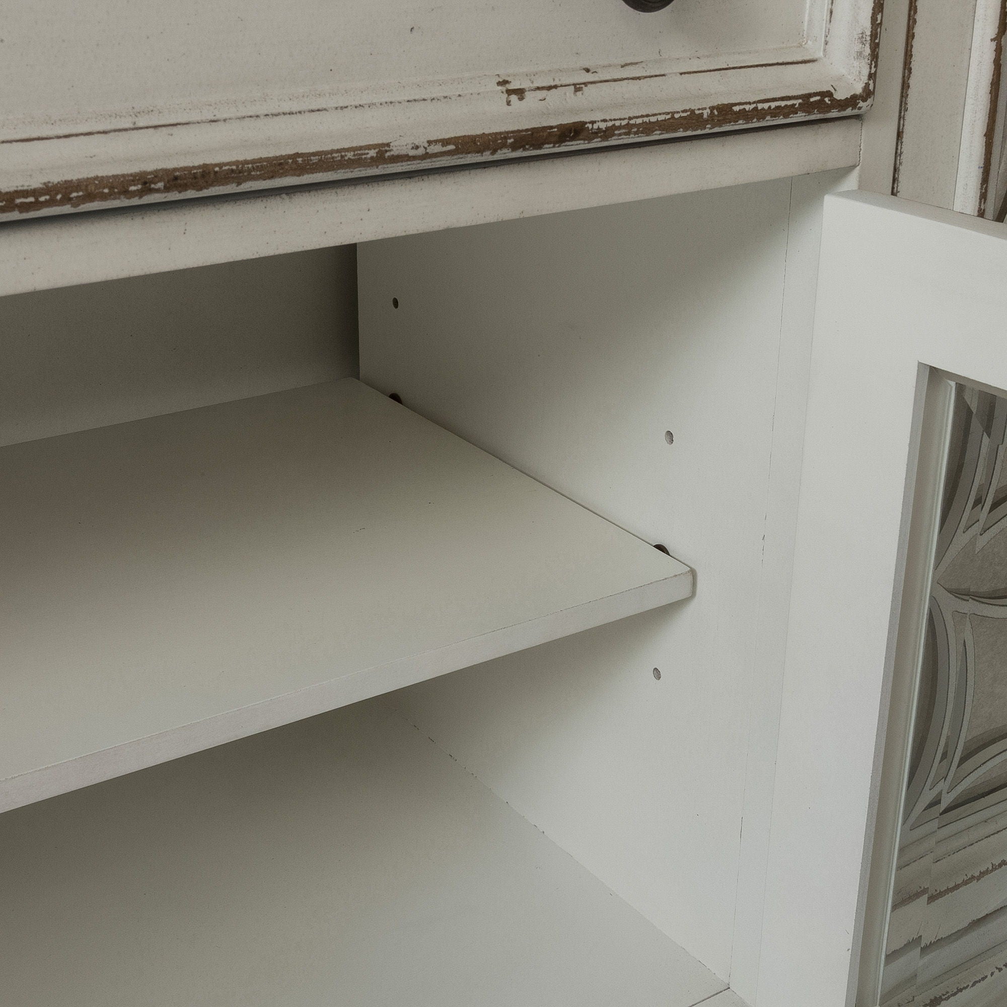 Magnolia Manor - Entertainment TV Stand (Glass Doors) - White