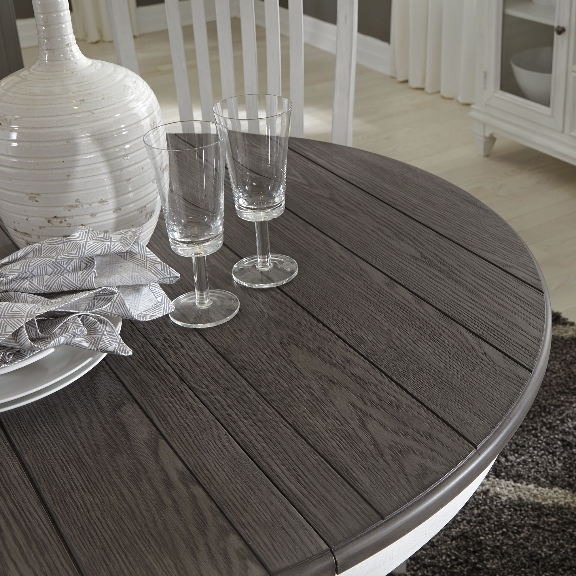 Allyson Park - Pedestal Table