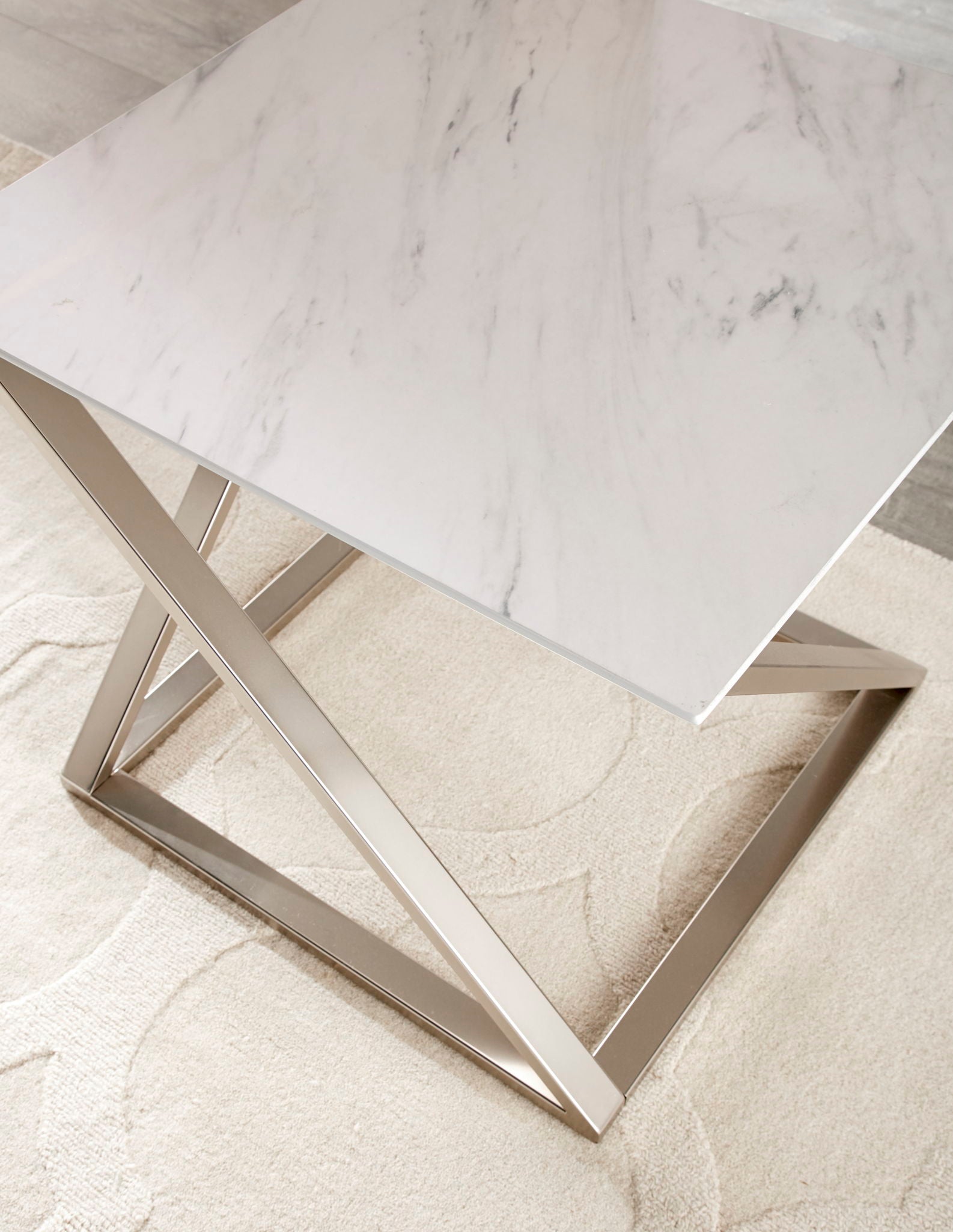 Zurich - Table With Faux Marble Top