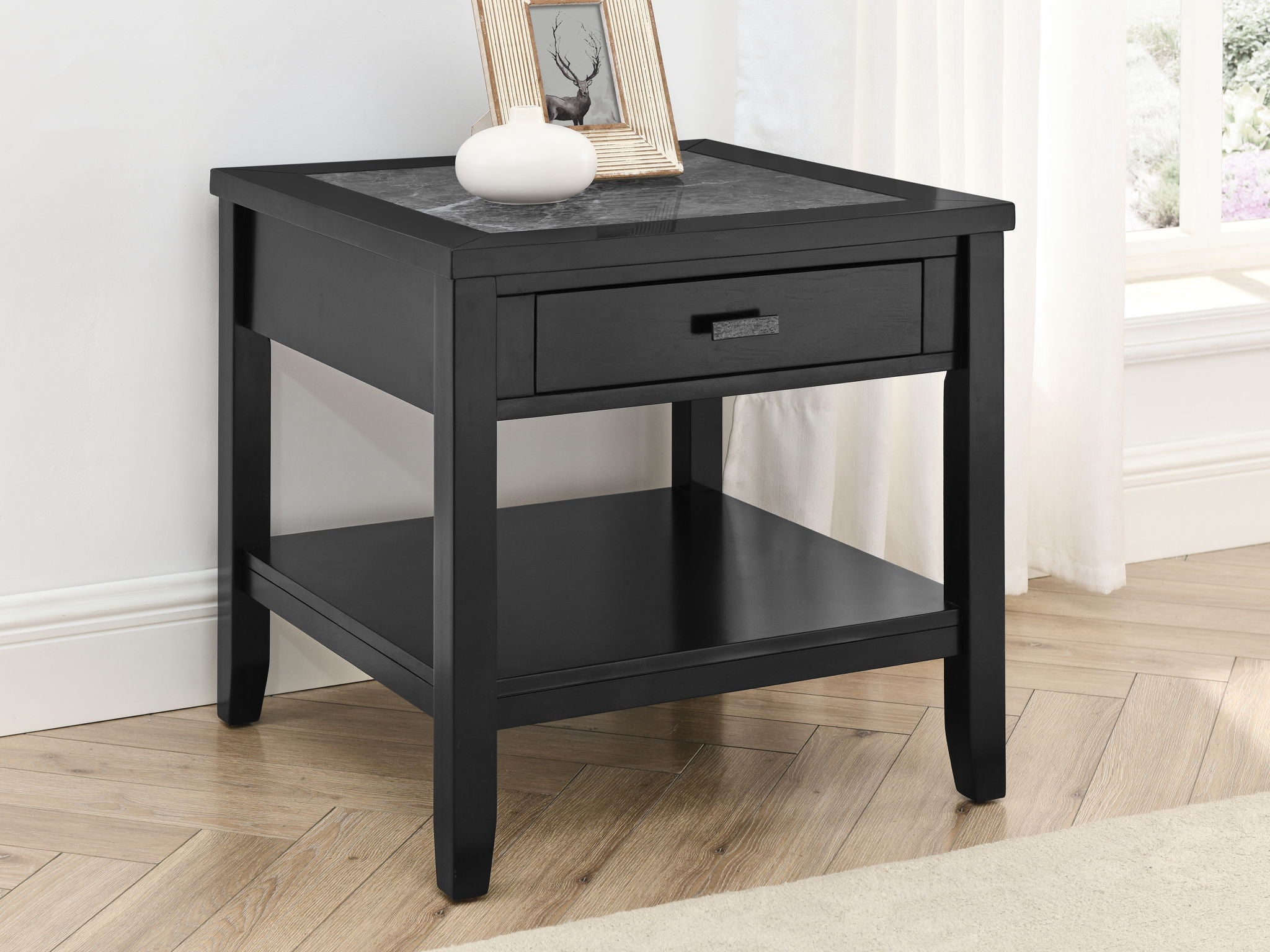 Garvine - Sintered Stone Table