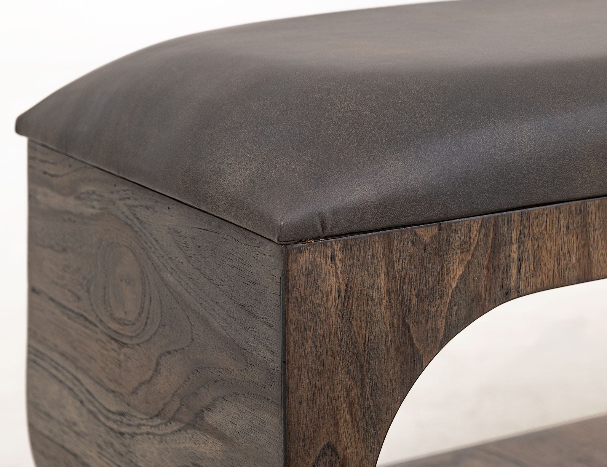 Balam - Bench