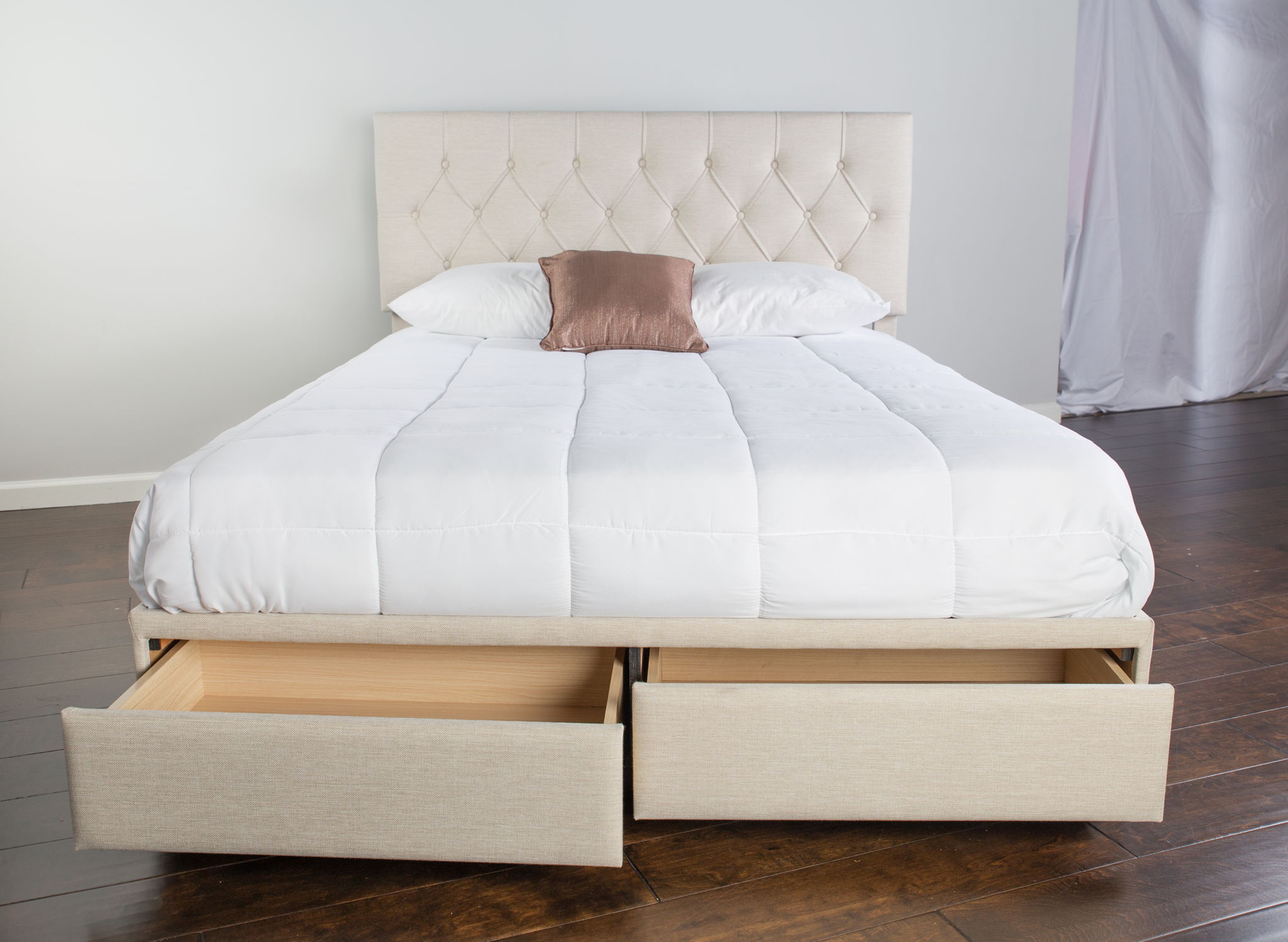 Elise - Upholstered King Storage Bed In A Box - Cream