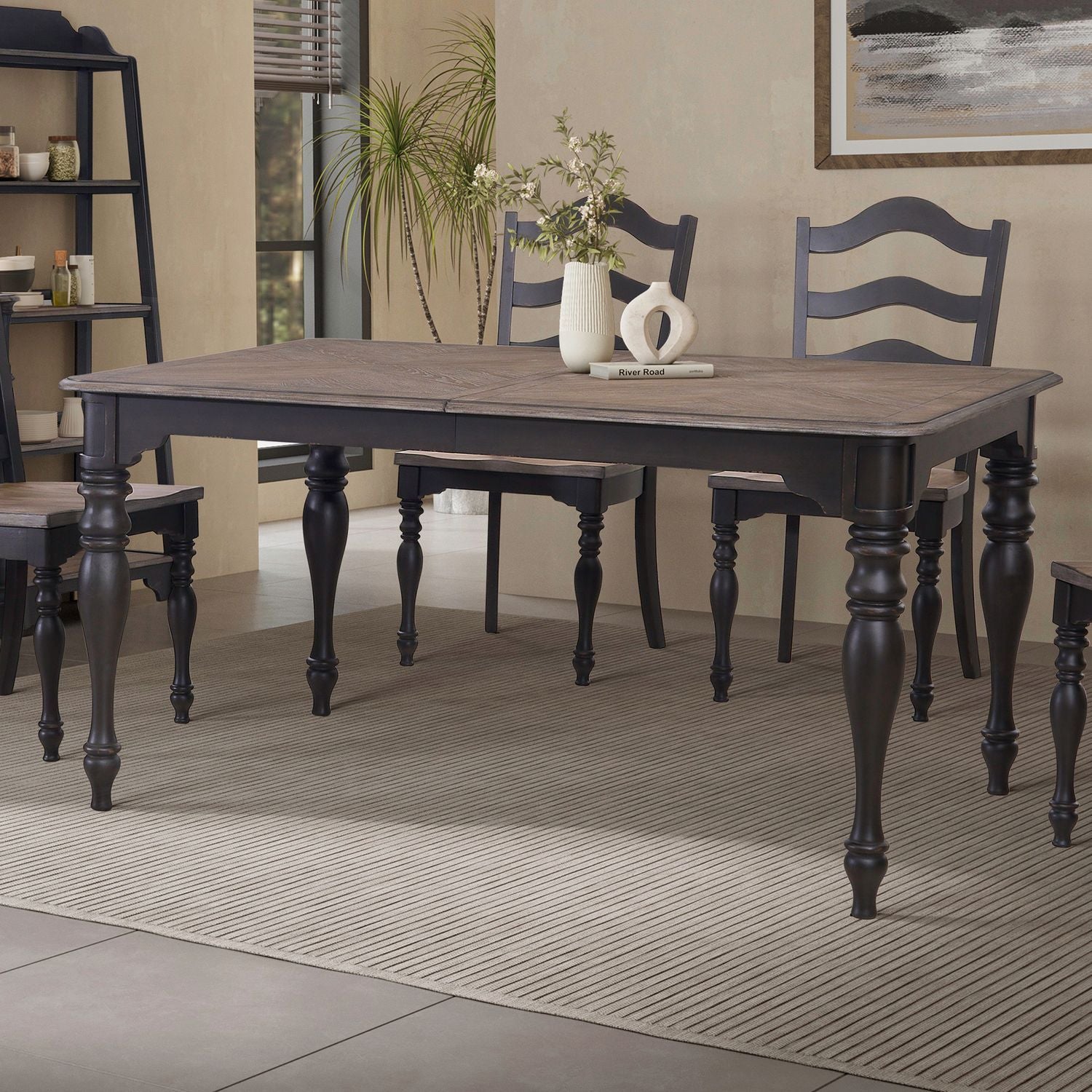 Magnolia Manor - Leg Table