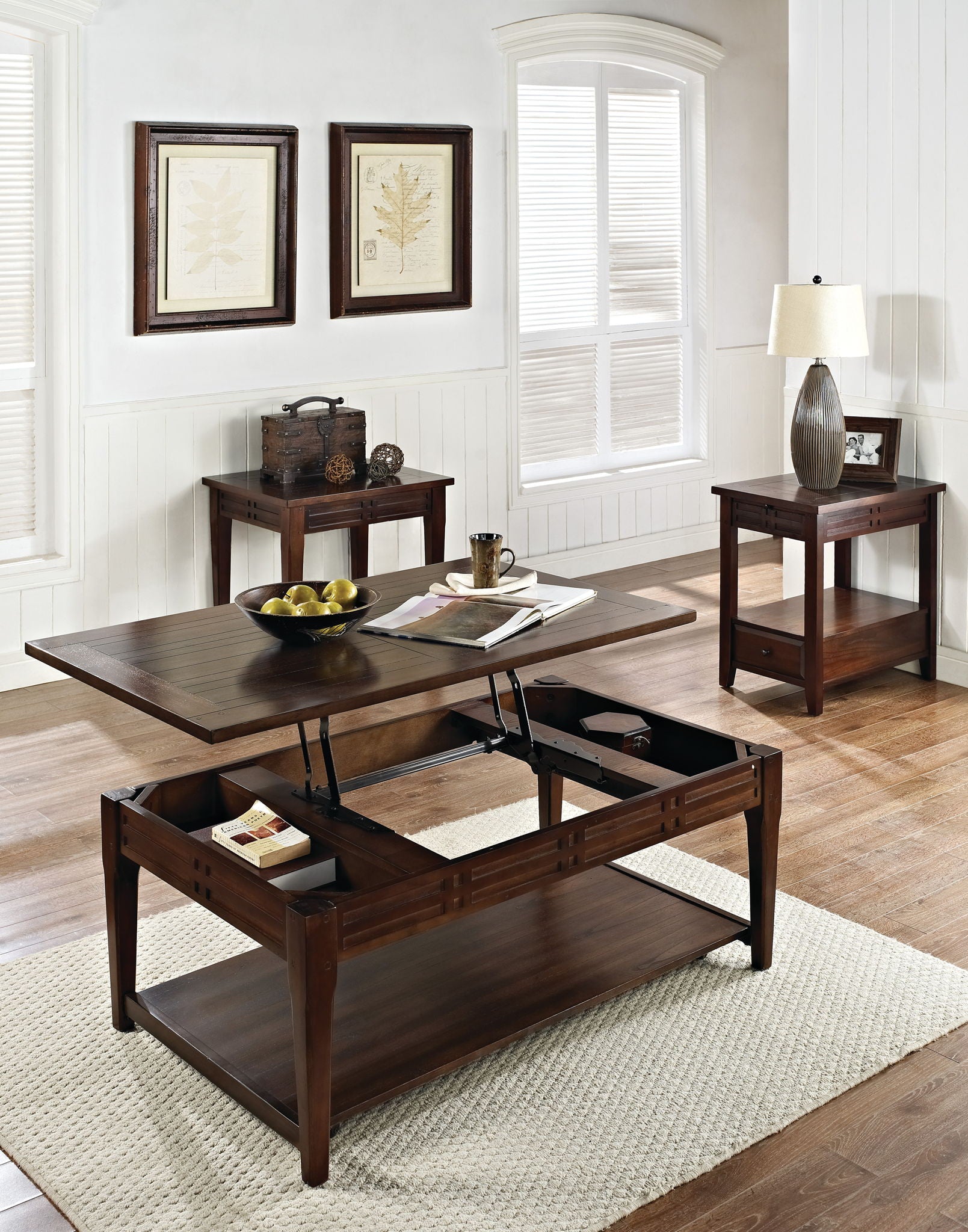 Crestline - Table