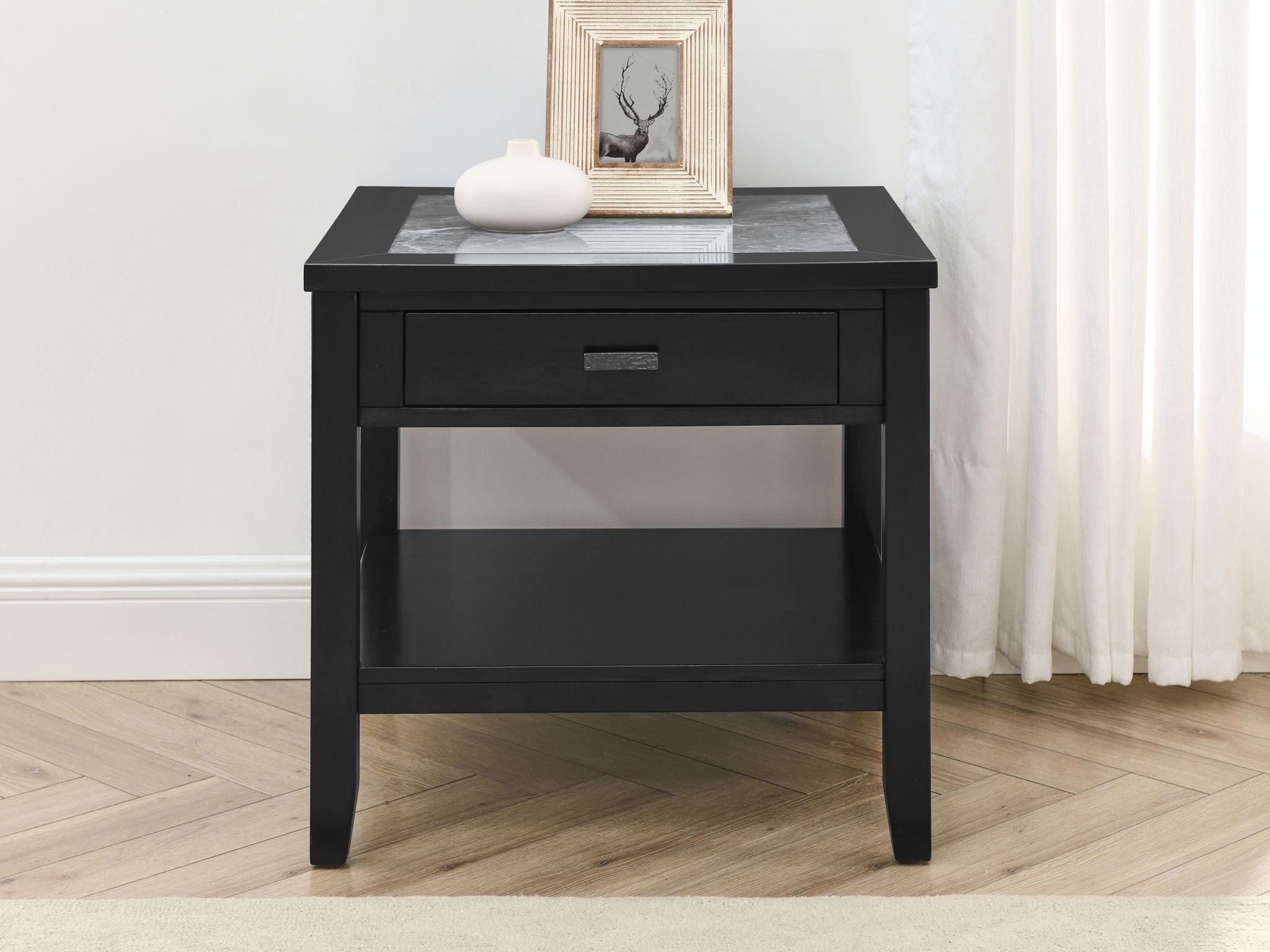 Garvine - Sintered Stone Table